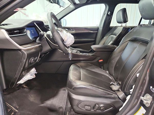 2026 JEEP CHEROKEE Limited — DENT