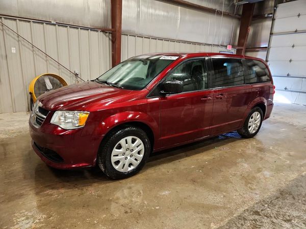 2018 DODGE CARAVAN SE — Front 3/4