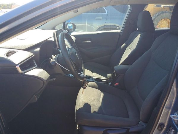 2021 TOYOTA COROLLA LE — DENT