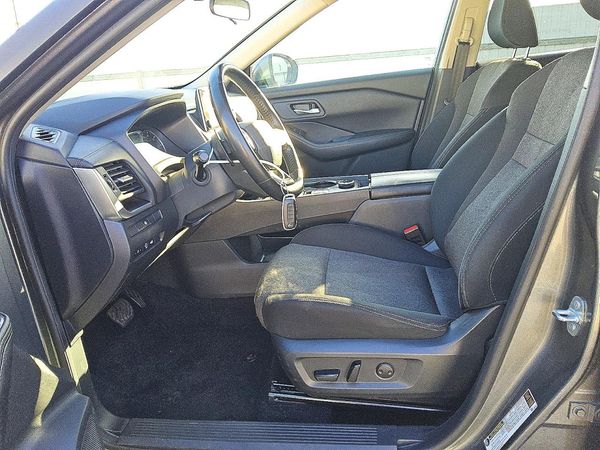 2025 NISSAN ROGUE SV — DENT