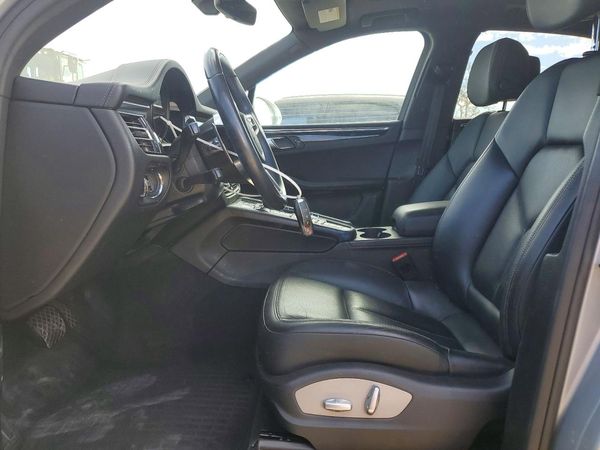 2019 PORSCHE MACAN — DENT