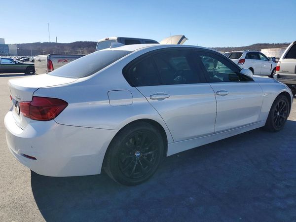 2018 BMW 320