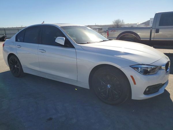 2018 BMW 320