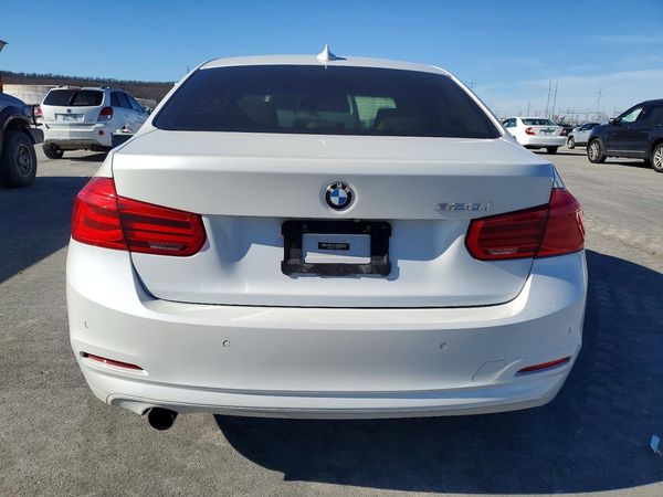2018 BMW 320