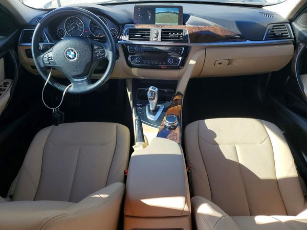 2018 BMW 320