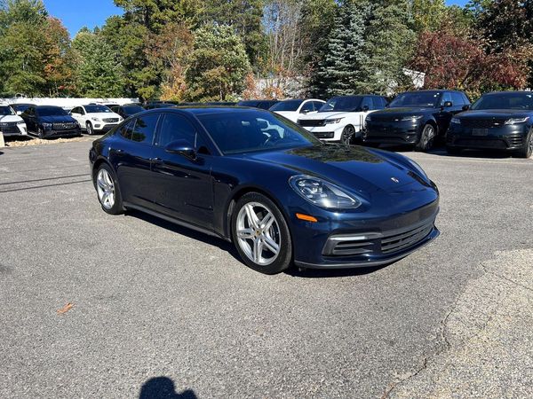 2018 PORSCHE PANAMERA Base / 4