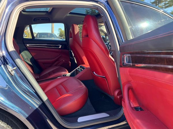 2018 PORSCHE PANAMERA Base / 4