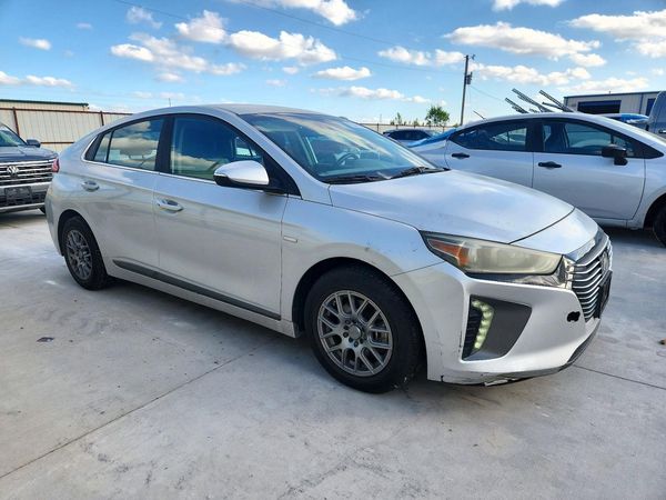2017 HYUNDAI IONIQ Blue — Passenger 3/4