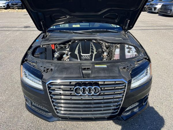 2017 AUDI A8 quattro Sport L