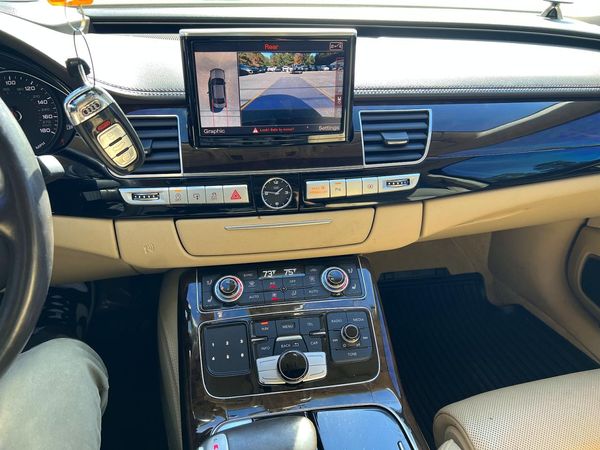 2017 AUDI A8 quattro Sport L