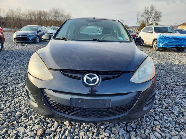 2013 MAZDA MAZDA2