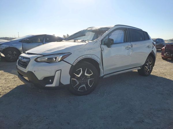2021 SUBARU CROSSTREK — Front 3/4