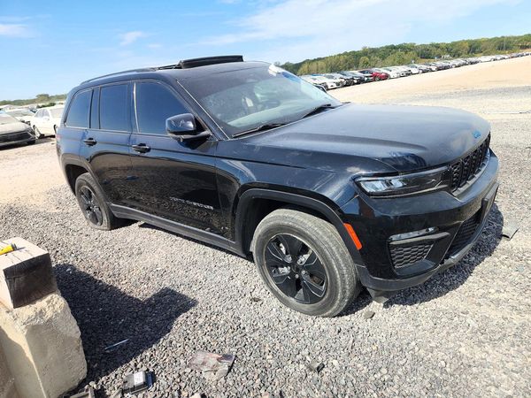 2022 JEEP CHEROKEE Limited 4XE — Passenger 3/4