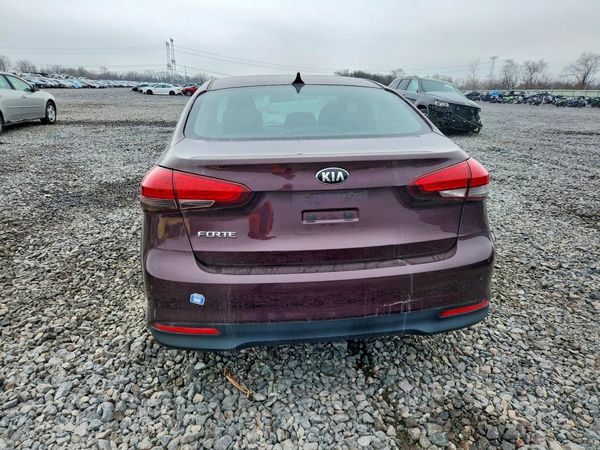 2017 KIA FORTE