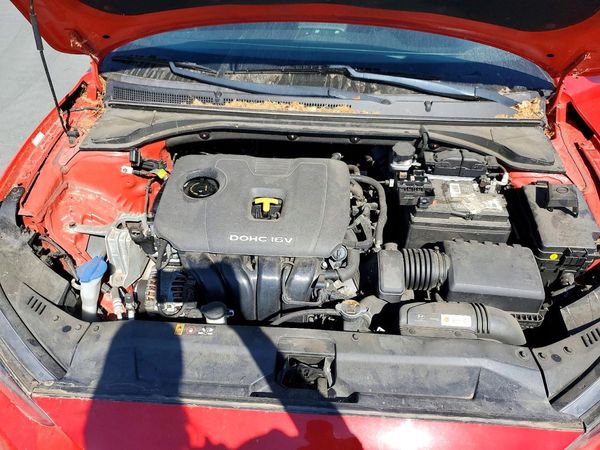 2019 HYUNDAI VELOSTER 2.0L and 2.0L Premium — Engine bay
