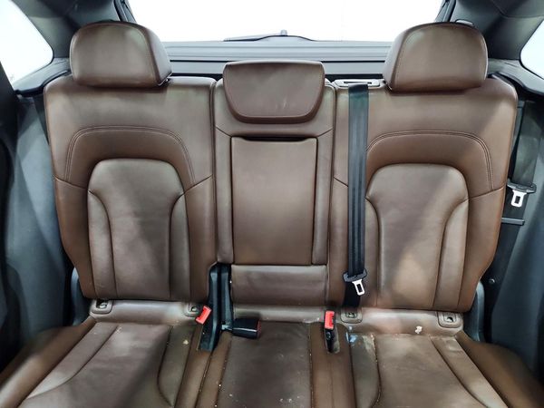 2013 AUDI Q5 Premium Plus — SUVN