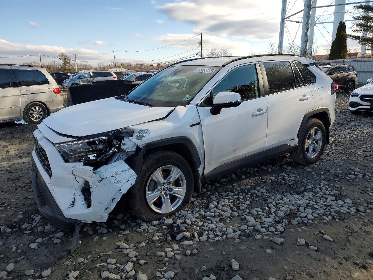 2021 TOYOTA RAV4 XLE HV