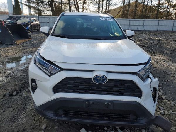 2021 TOYOTA RAV4 XLE HV