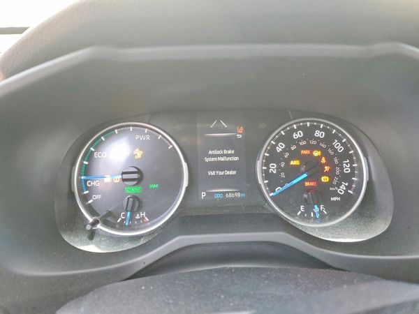2021 TOYOTA RAV4 XLE HV
