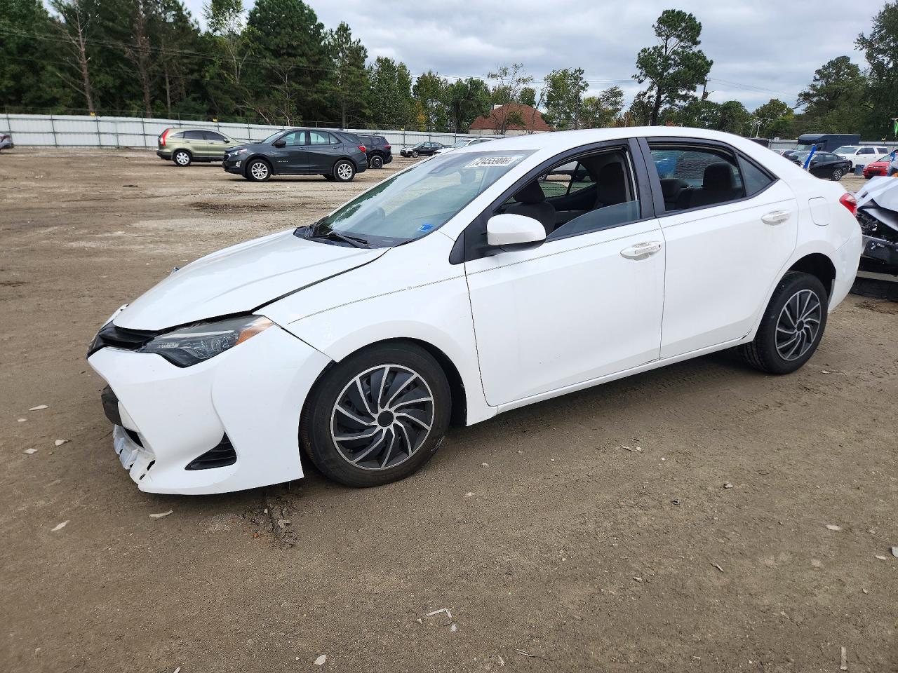 2019 TOYOTA COROLLA L/LE/SE/XLE/XSE — Front 3/4