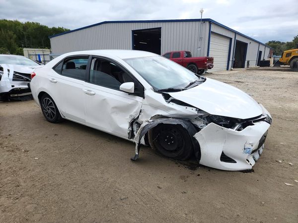 2019 TOYOTA COROLLA L/LE/SE/XLE/XSE — Passenger 3/4