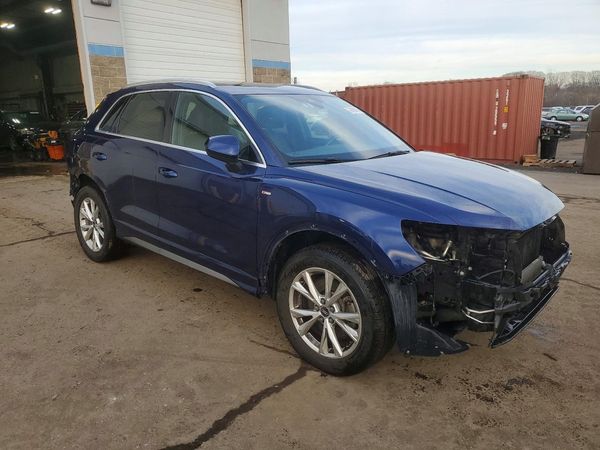 2021 AUDI Q3 S Line quattro Premium