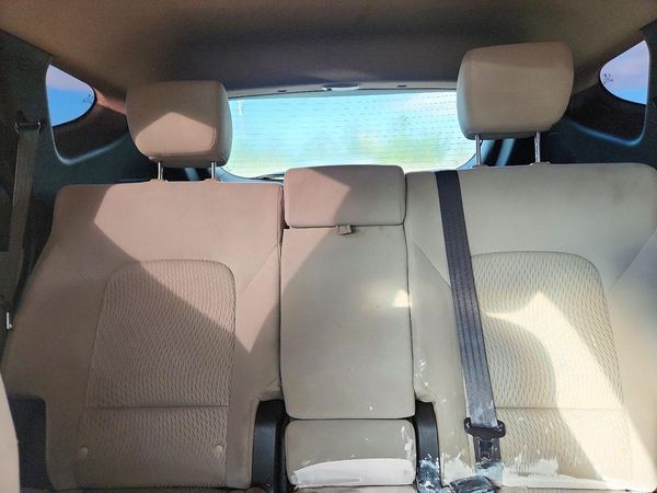 2016 HYUNDAI SANTA FE Base — SUVN