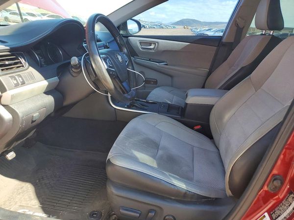 2015 TOYOTA CAMRY — DENT