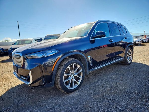 2024 BMW X5 sDrive40i — Front 3/4