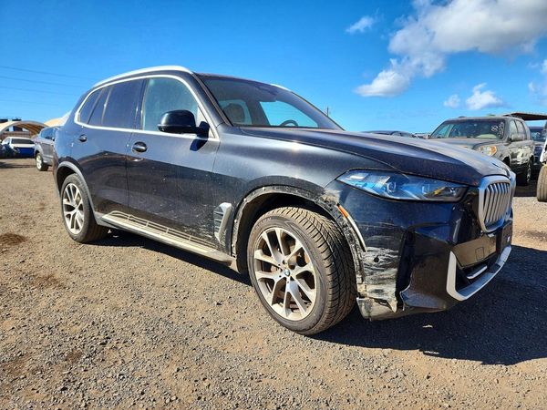 2024 BMW X5 sDrive40i — Passenger 3/4