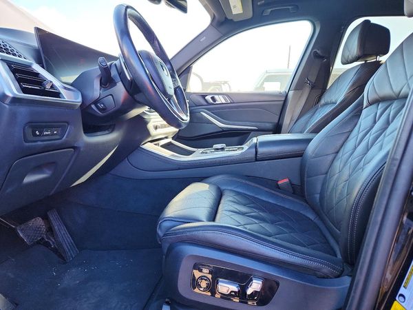 2024 BMW X5 sDrive40i — DENT