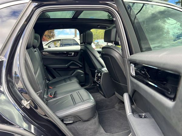 2019 PORSCHE CAYENNE S E-Hybrid