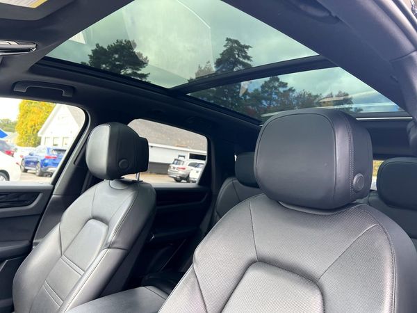 2019 PORSCHE CAYENNE S E-Hybrid