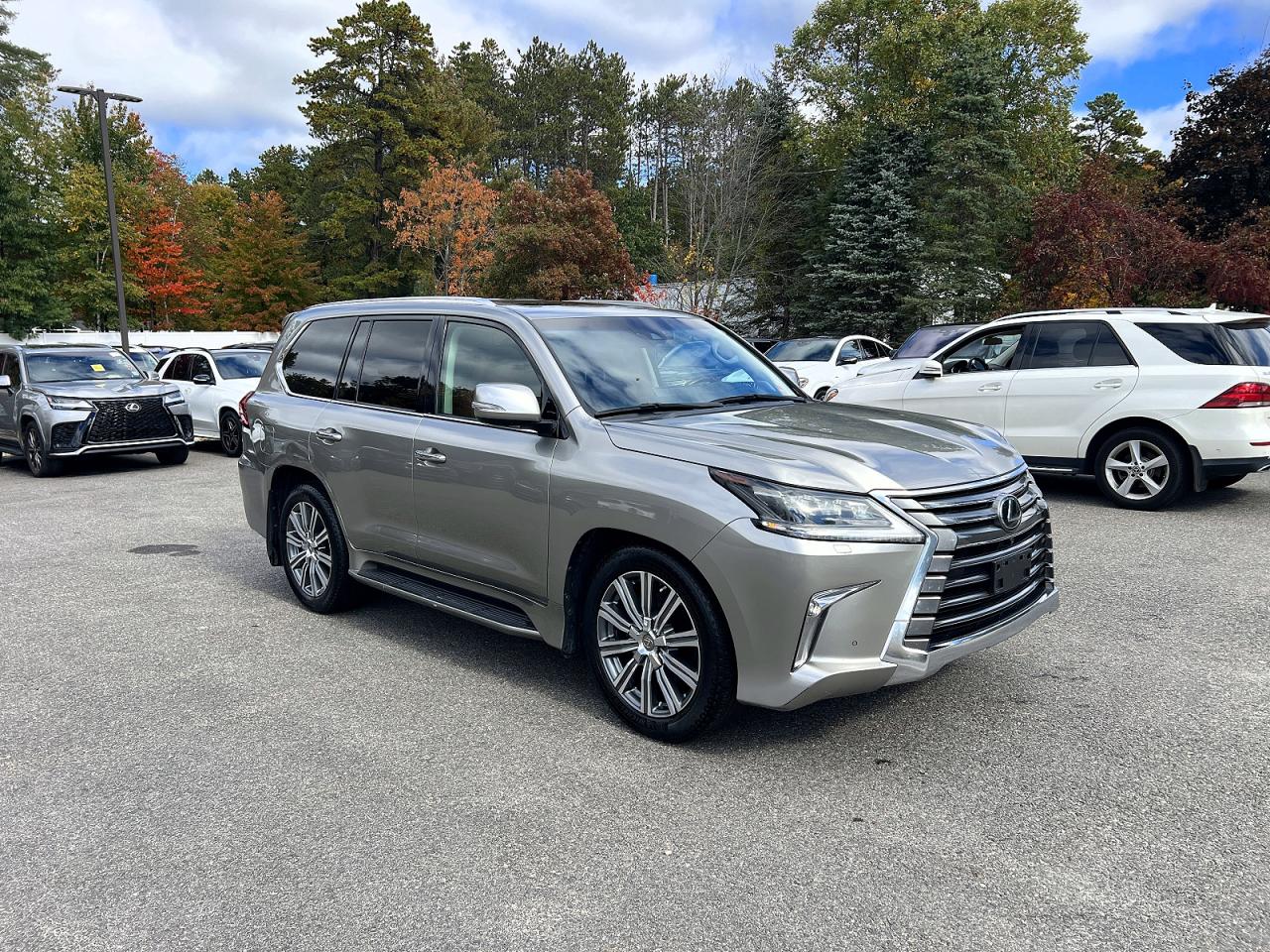 2016 LEXUS LX 570