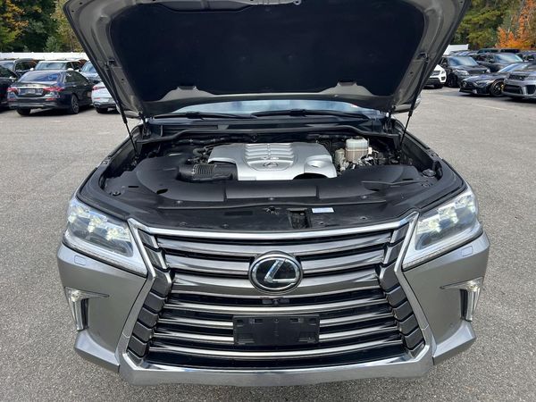 2016 LEXUS LX 570