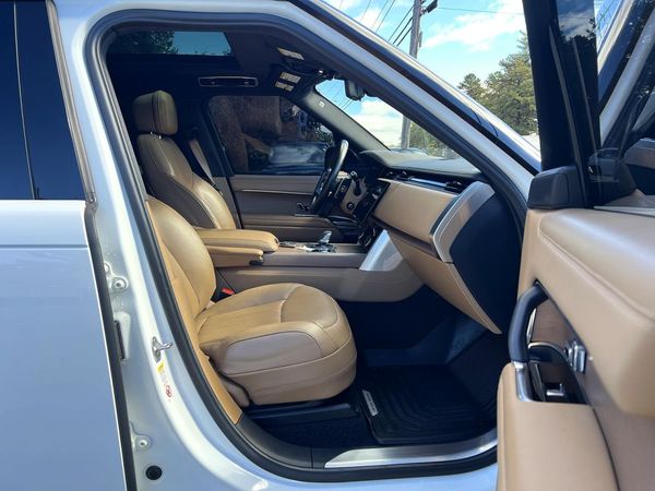 2023 LAND ROVER RANGE ROVER SE