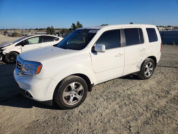 2014 HONDA PILOT EX-L with RES — Front 3/4