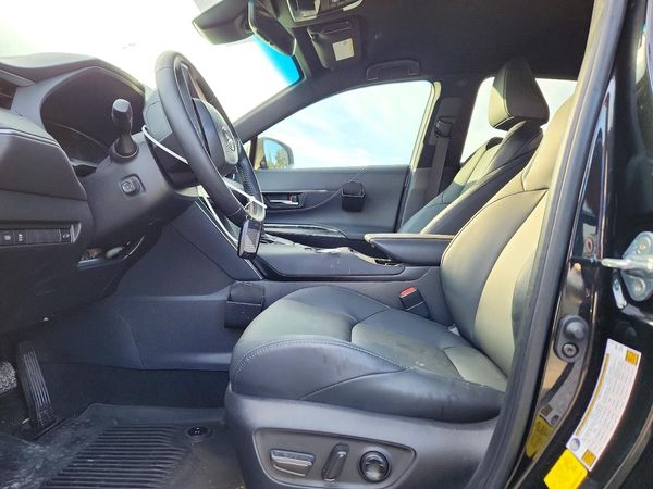 2024 TOYOTA VENZA — DENT