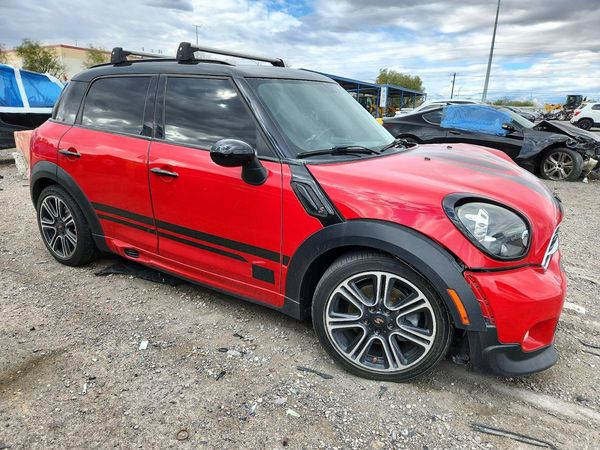 2015 MINI COOPER — Passenger 3/4