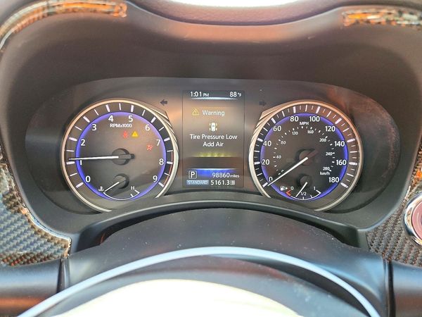 2015 INFINITI Q50 — ODOM