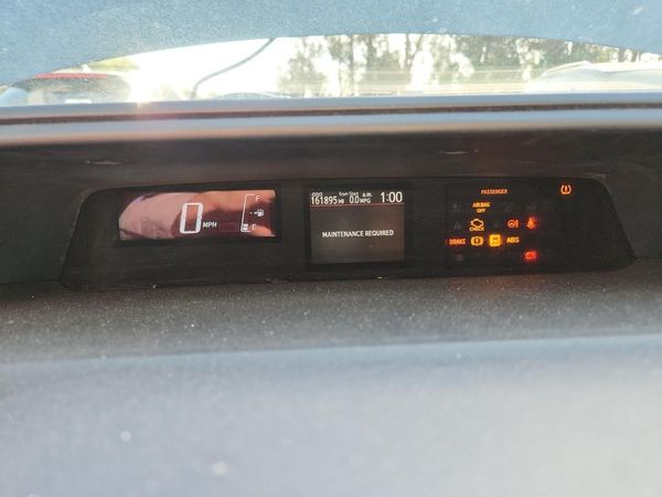 2015 TOYOTA PRIUS — ODOM