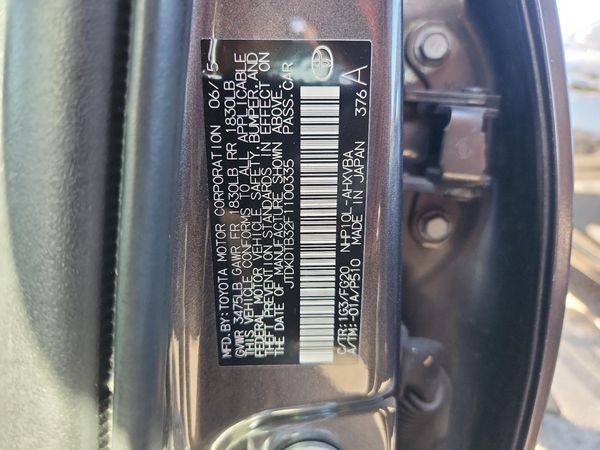 2015 TOYOTA PRIUS — VINS