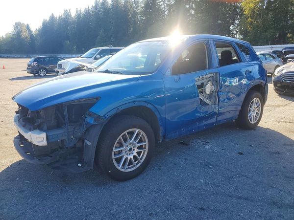 2014 MAZDA CX-5 Touring/GS — Front 3/4