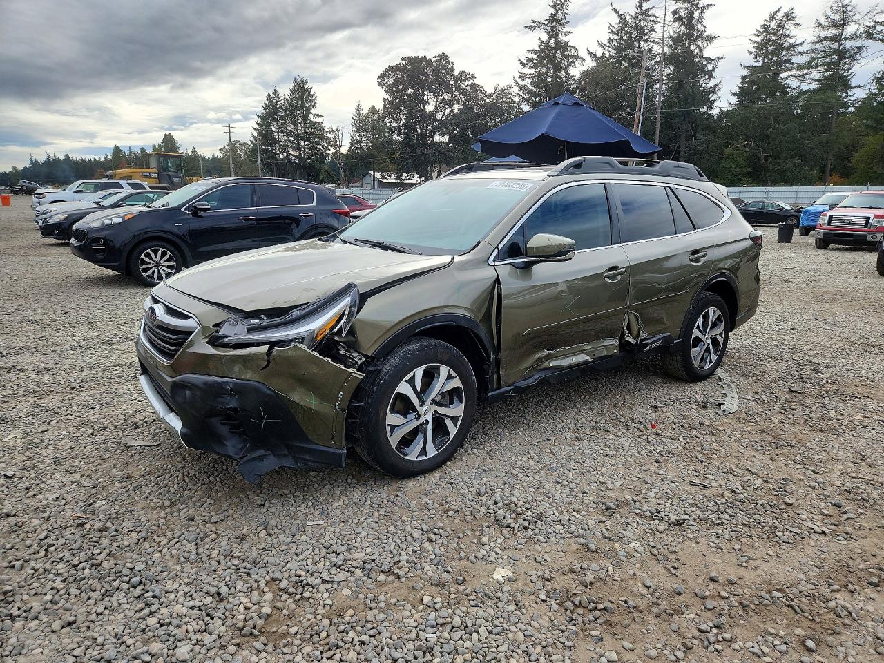 2022 SUBARU OUTBACK Limited — Front 3/4