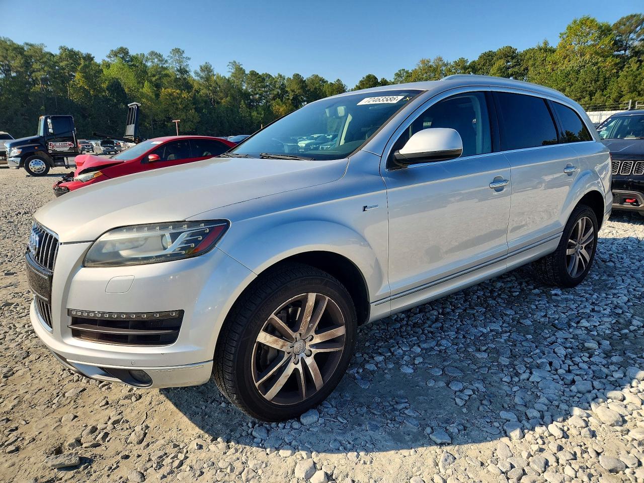 2013 AUDI Q7 Premium Plus — Front 3/4