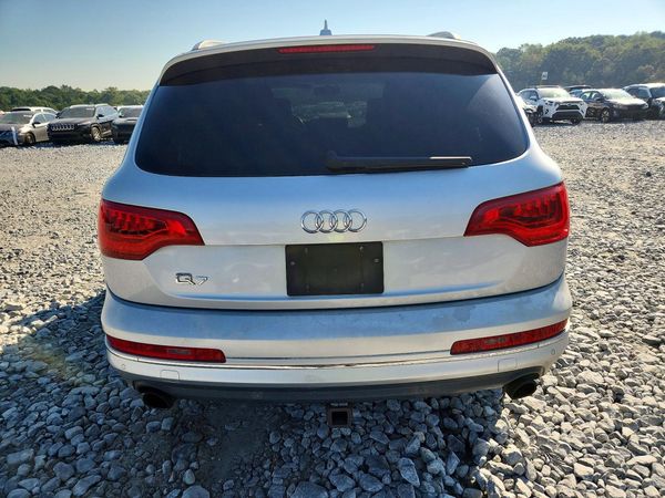 2013 AUDI Q7 Premium Plus — DIRR