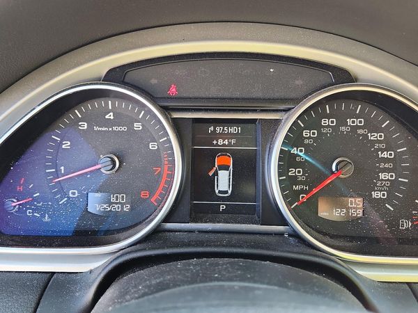 2013 AUDI Q7 Premium Plus — ODOM