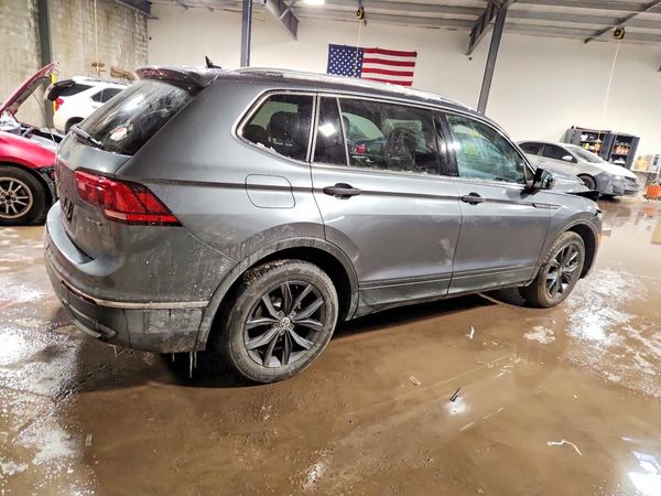 2022 VOLKSWAGEN TIGUAN