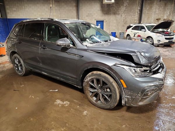 2022 VOLKSWAGEN TIGUAN
