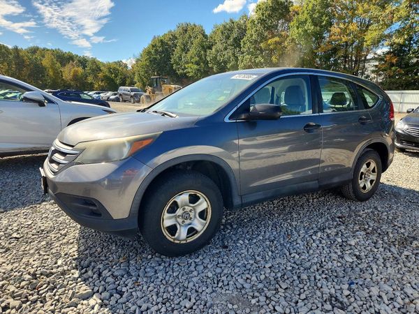 2013 HONDA CRV LX — Front 3/4
